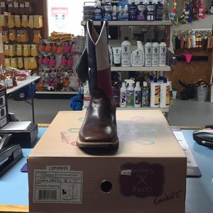 Youth twisted x boots size 5